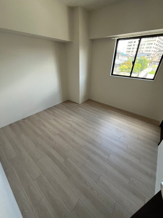 物件内観写真13　(居室)