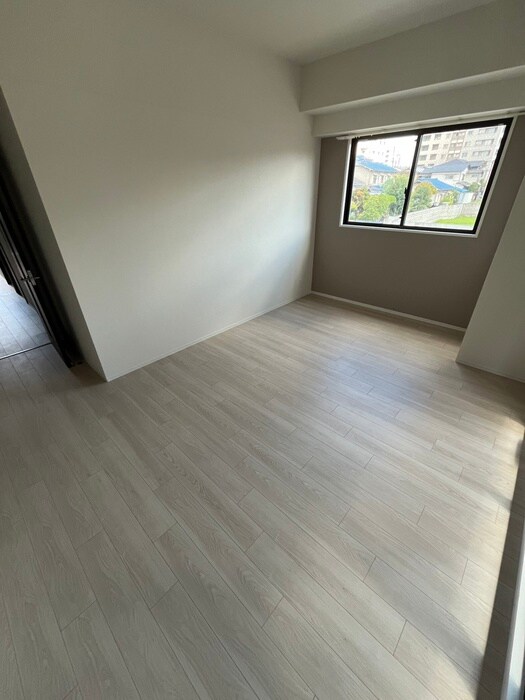 物件内観写真16　(居室)