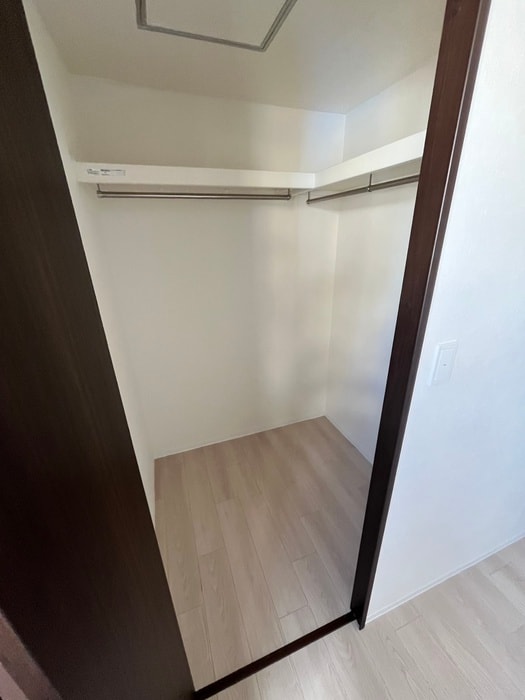 物件内観写真18　(収納)