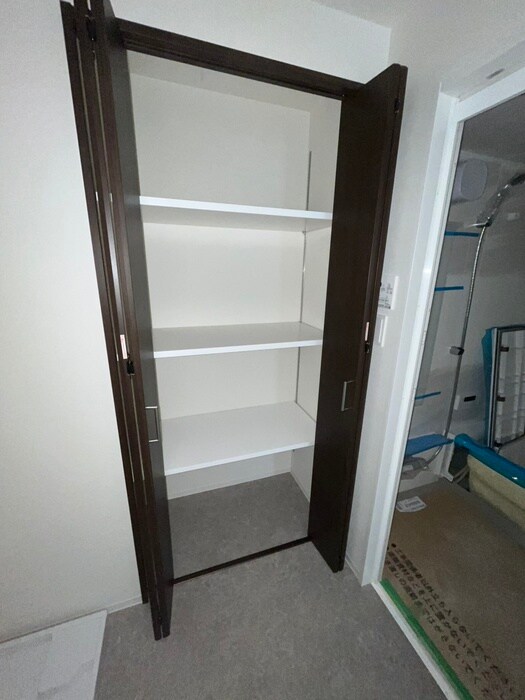 物件内観写真18　(収納)