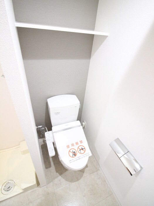 物件内観写真8　(トイレ)