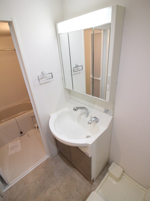 物件内観写真10　(洗面)