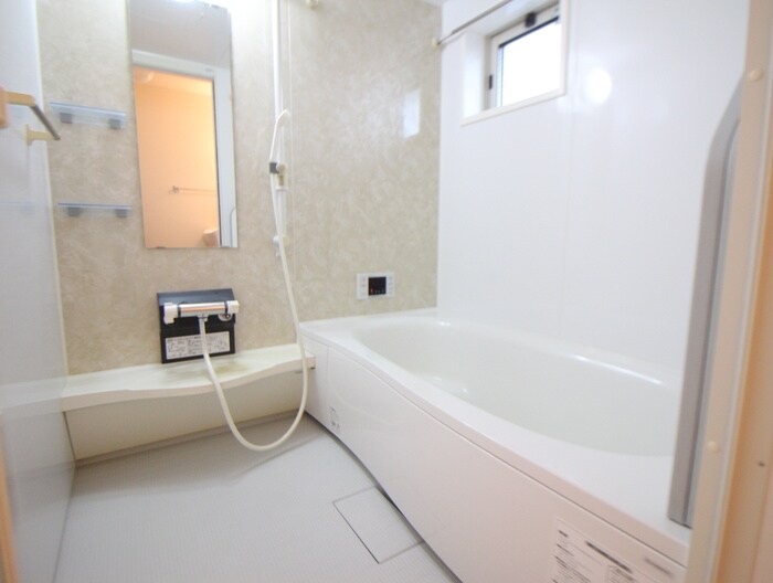 物件内観写真12　(バス／シャワールーム等)