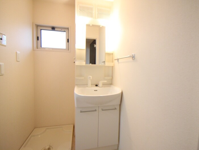 物件内観写真13　(洗面)
