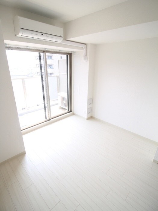 物件内観写真13　(居室)