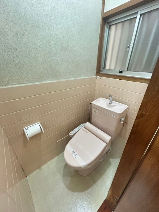 物件内観写真16　(トイレ)