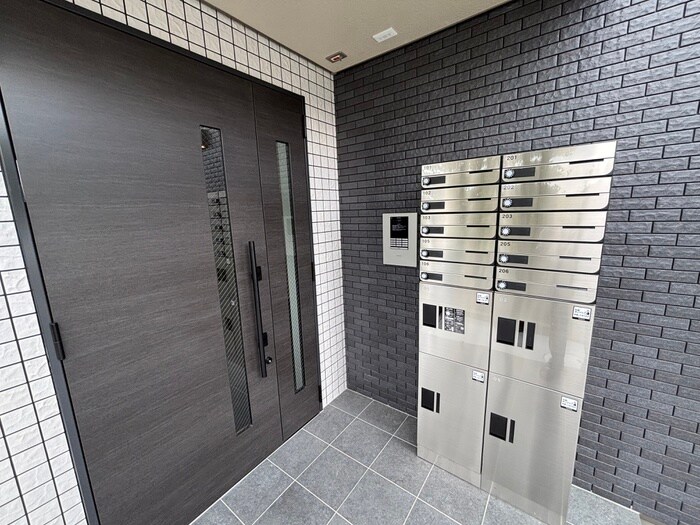 物件外観写真6　(建物設備)