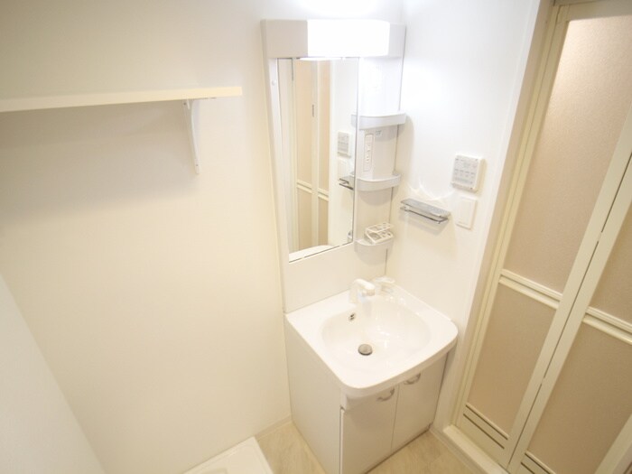 物件内観写真13　(洗面)