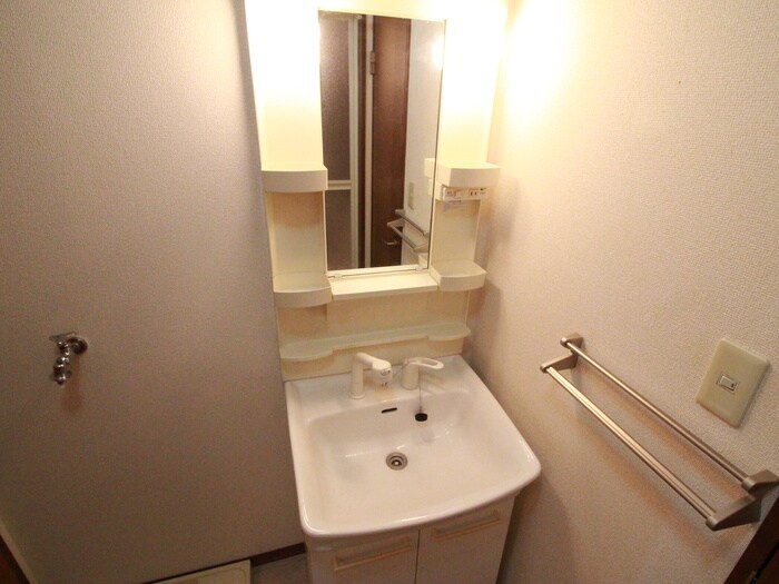 物件内観写真10　(洗面)