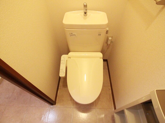 物件内観写真11　(トイレ)