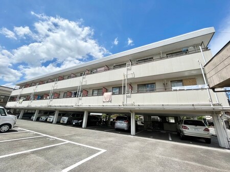 ＡＸＩＡ西村外観写真