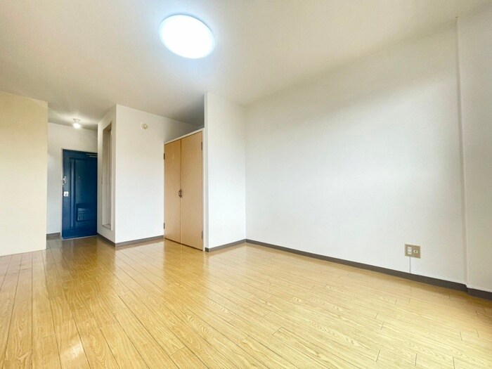 物件内観写真6　(居室)