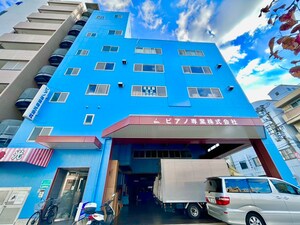 ピアノ専業ビル外観写真