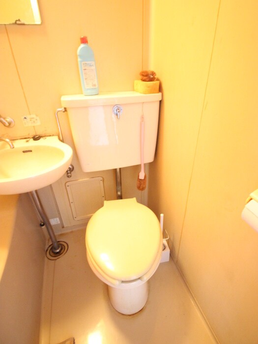 物件内観写真14　(トイレ)