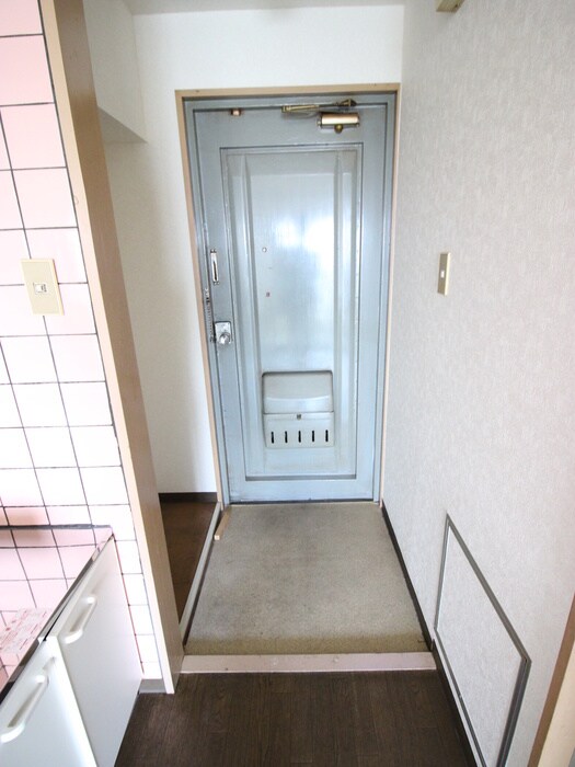 物件内観写真20　(玄関)