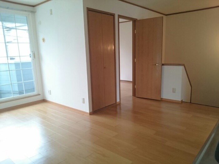 物件内観写真8　(居室)