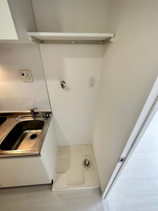 物件内観写真18　(洗濯機置場)