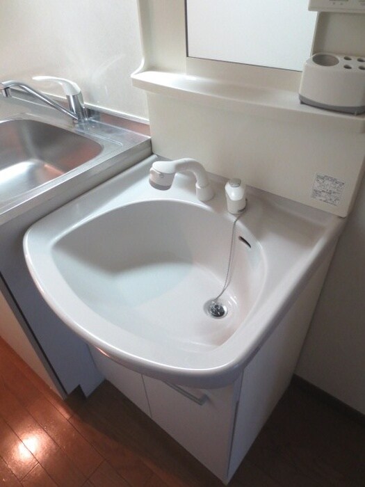 物件内観写真11　(洗面)