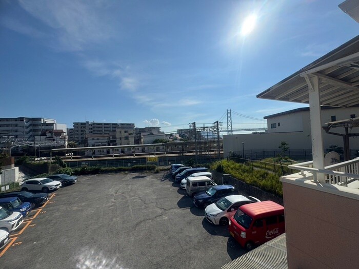 物件内観写真20　(室内からの展望)