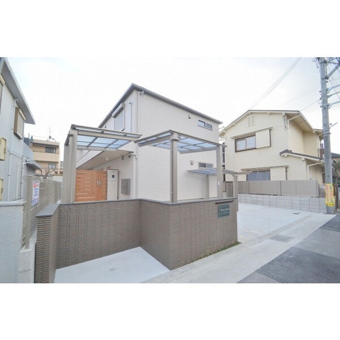 物件外観写真1　(外観写真)