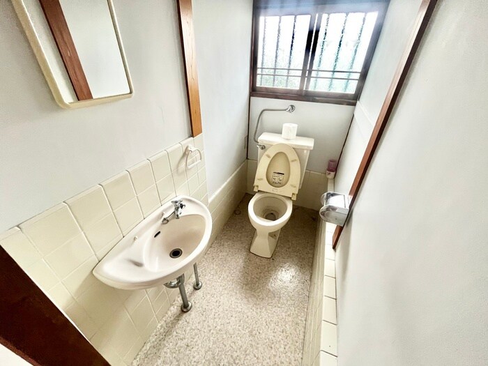 物件内観写真9　(トイレ)