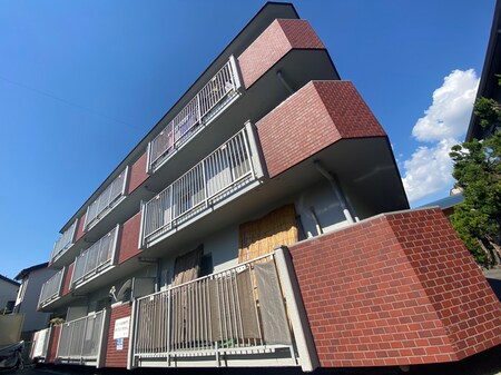 ハイツ西裏外観写真