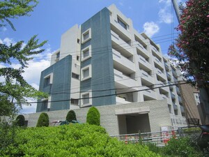 ｶﾞｰﾃﾞﾝﾊｳｽ千里・古江台(５０２)外観写真