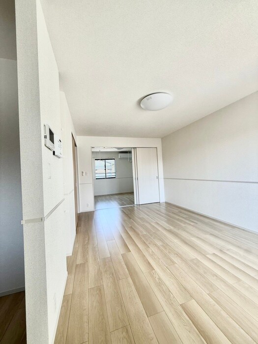 物件内観写真7　(居室)