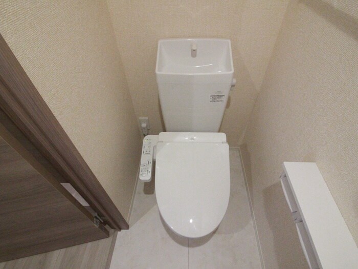 物件内観写真11　(トイレ)