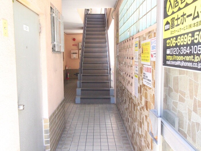 物件外観写真4　(建物設備)