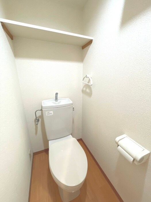 物件内観写真9　(トイレ)