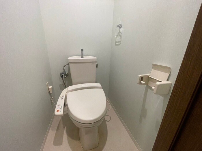 物件内観写真12　(トイレ)