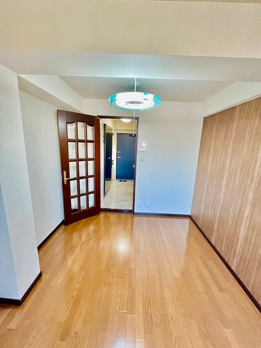 物件内観写真10　(居室)