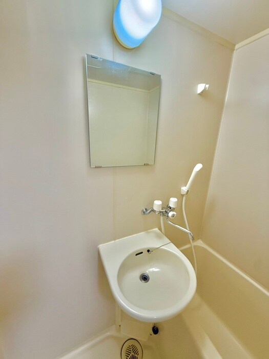 物件内観写真11　(洗面)