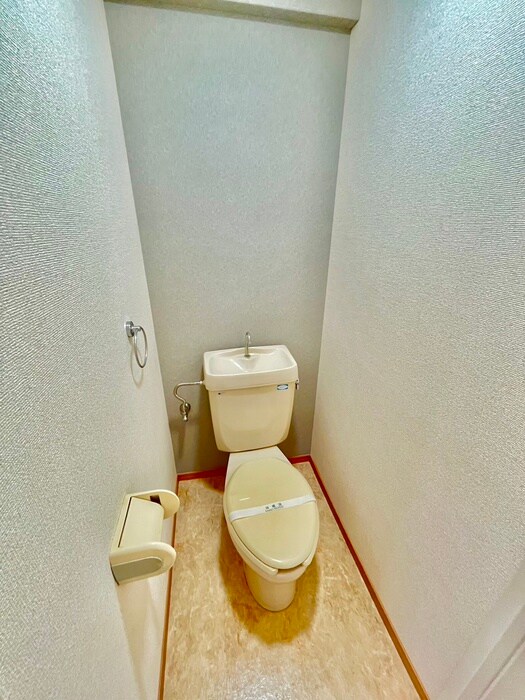 物件内観写真11　(トイレ)