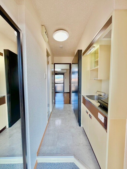 物件内観写真19　(廊下)