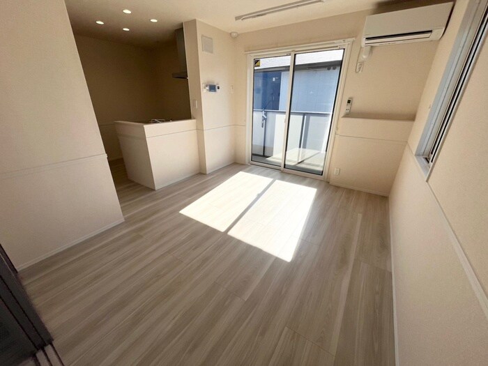 物件内観写真7　(居室)