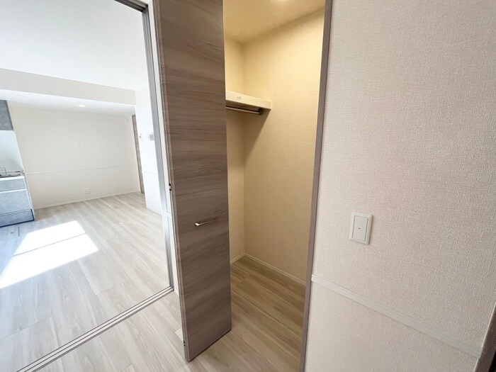 物件内観写真12　(収納)