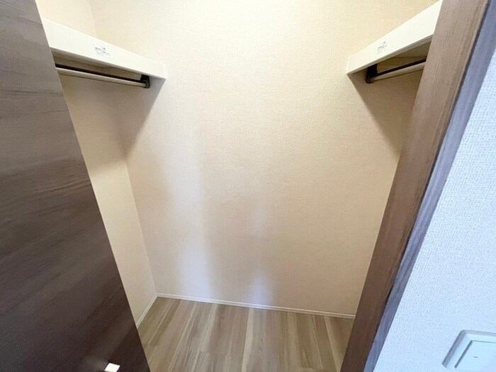 物件内観写真13　(収納)