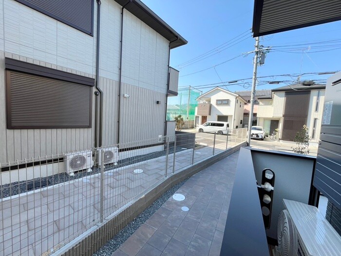 物件内観写真17　(室内からの展望)