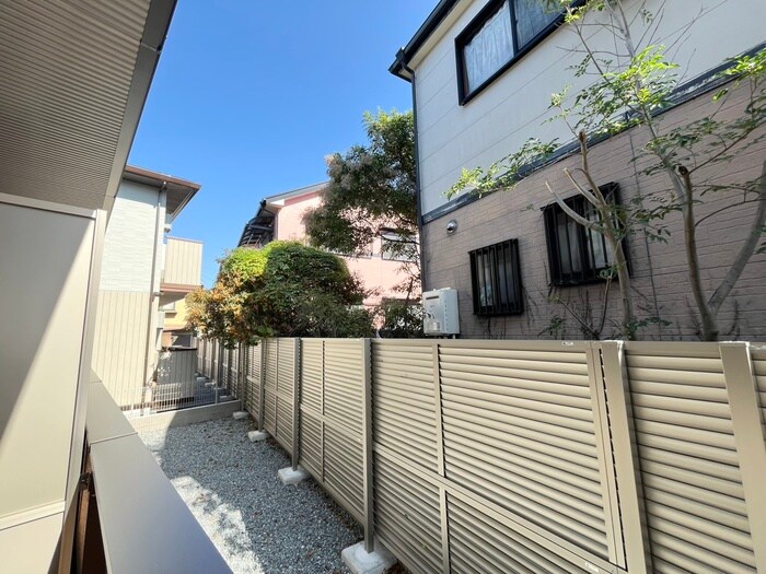 物件内観写真17　(室内からの展望)