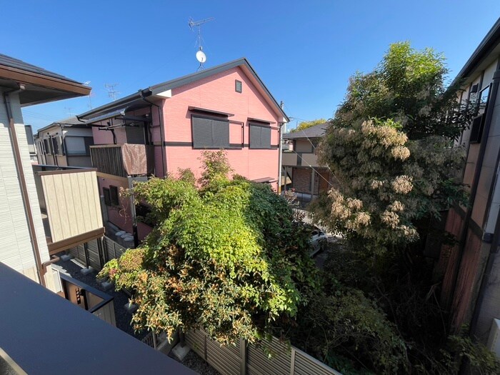 物件内観写真17　(室内からの展望)