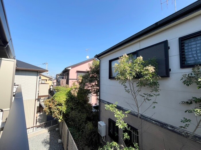 物件内観写真17　(室内からの展望)