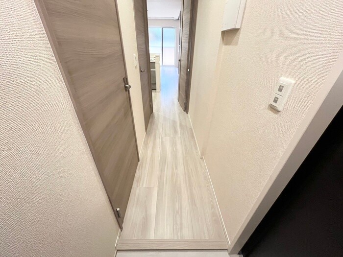 物件内観写真19　(廊下)