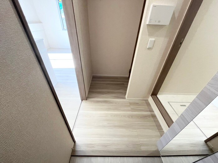 物件内観写真19　(廊下)