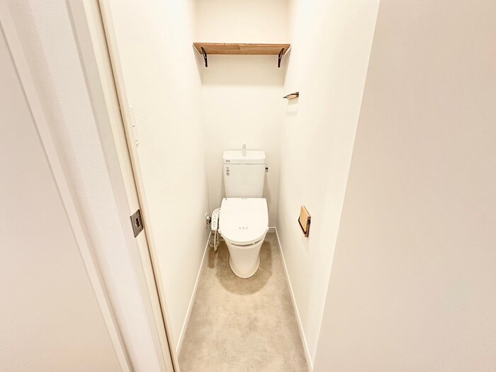 物件内観写真9　(トイレ)