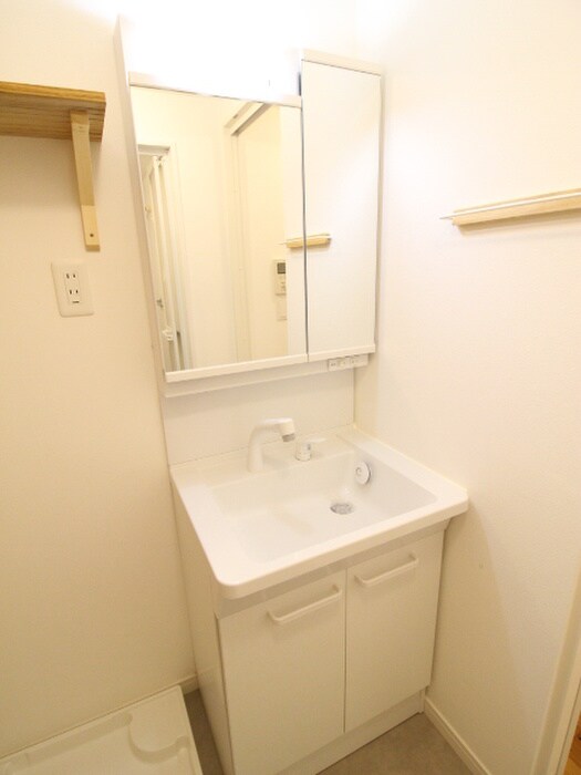 物件内観写真12　(洗面)