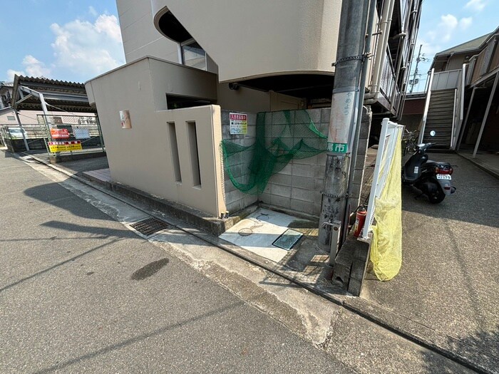 物件外観写真4　(建物設備)