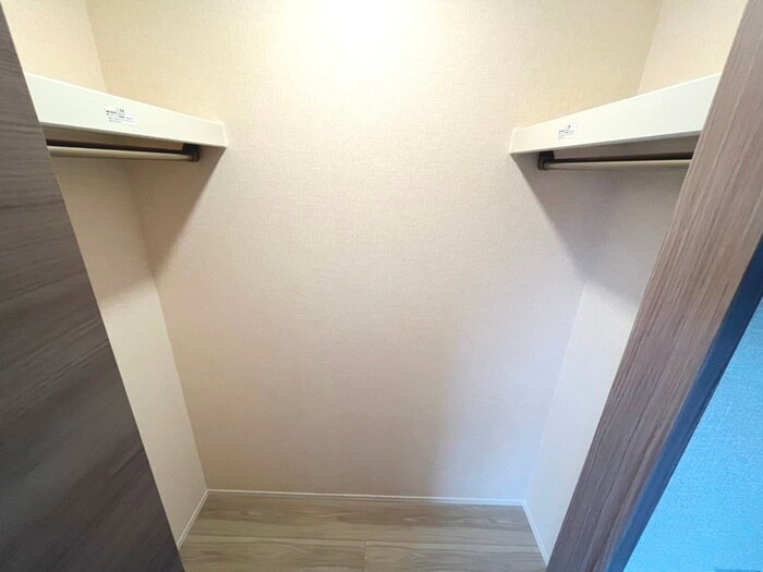 物件内観写真13　(収納)