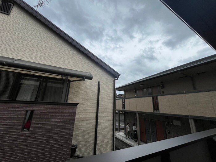 物件内観写真17　(室内からの展望)